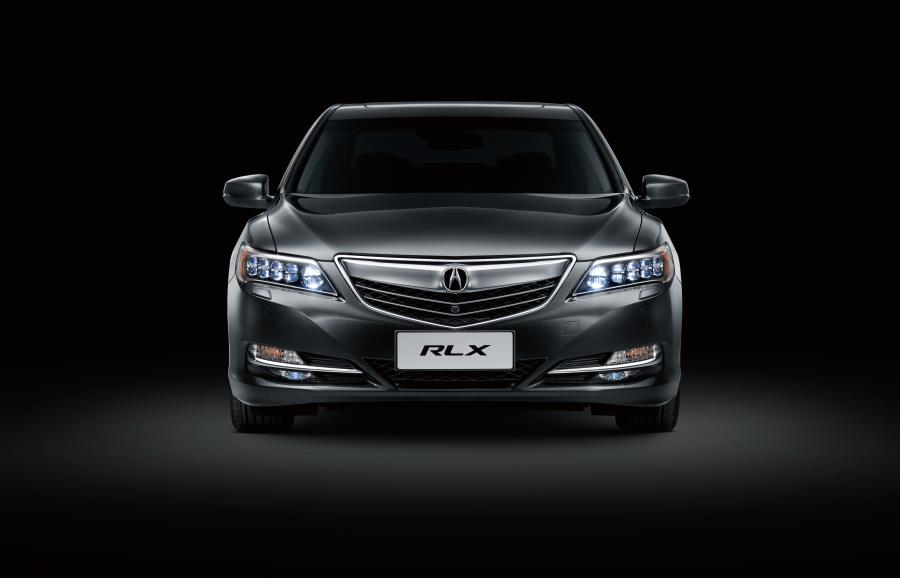  Acura RLX 2013 года  (CN) (фото 3 из 10)